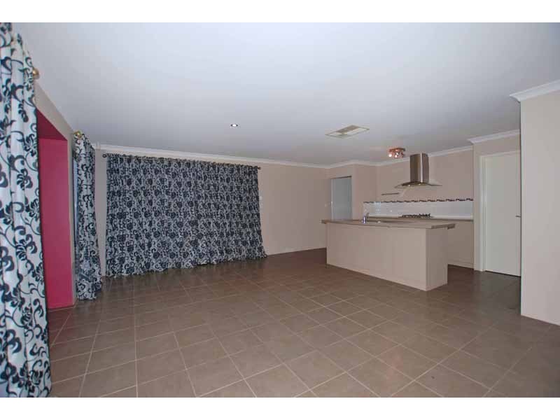 3 Pilkington Street, Canning Vale WA 6155