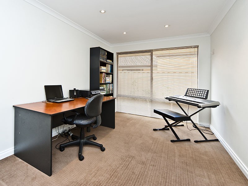 140 Birnam Road, Canning Vale WA 6155