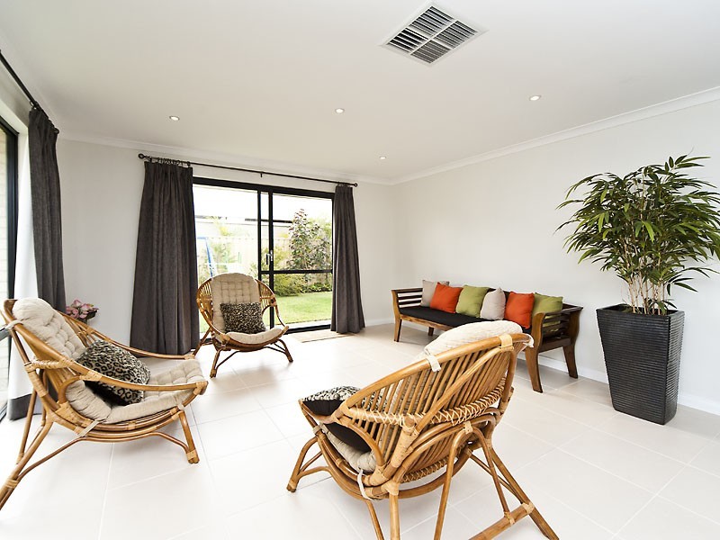 140 Birnam Road, Canning Vale WA 6155