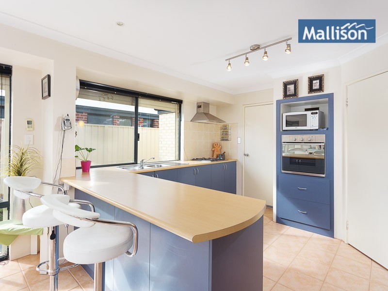 20 Sandleford Way, Hammond Park WA 6164
