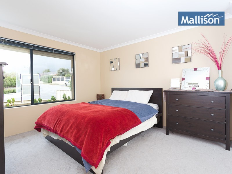 20 Sandleford Way, Hammond Park WA 6164
