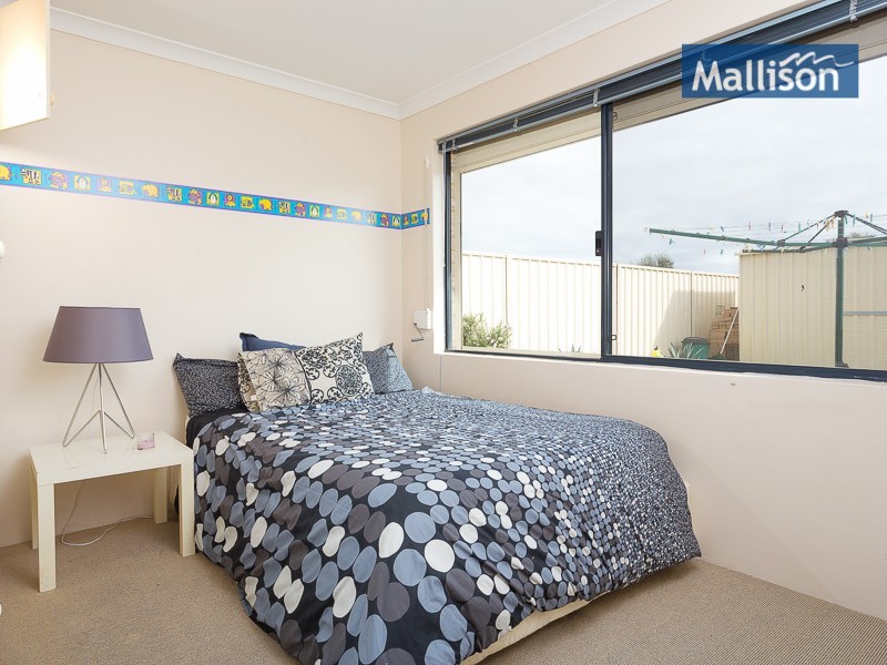 20 Sandleford Way, Hammond Park WA 6164