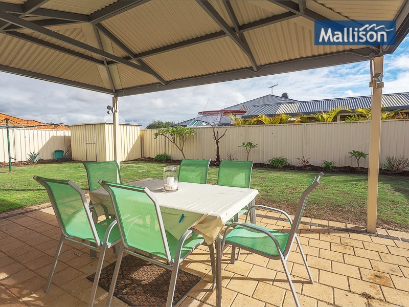 20 Sandleford Way, Hammond Park WA 6164