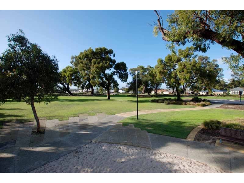 8/2 Pemberton Boulevard, Baldivis WA 6171