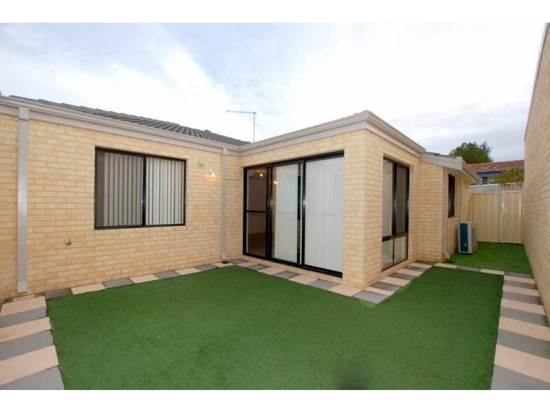 9B Preston Way, Balga WA 6061