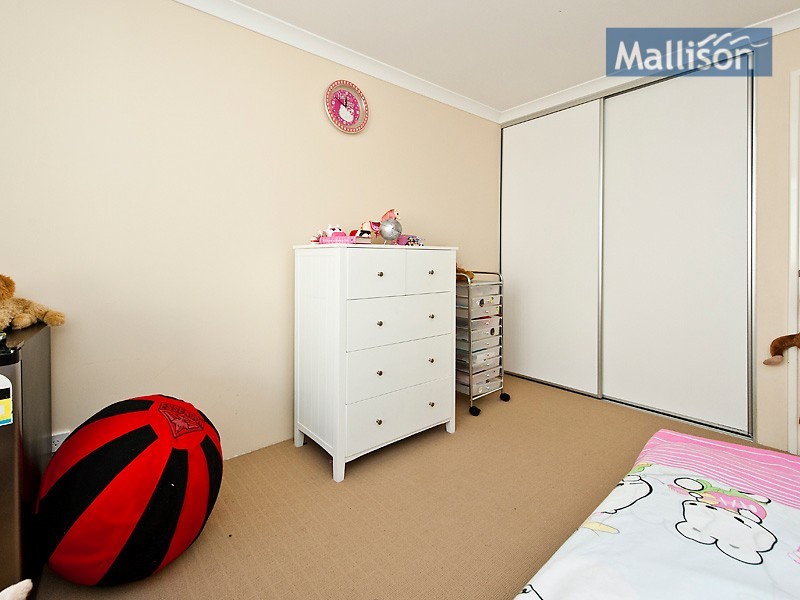 31 Regina Road, Kelmscott WA 6111