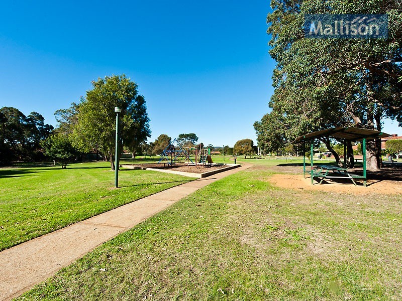 31 Regina Road, Kelmscott WA 6111