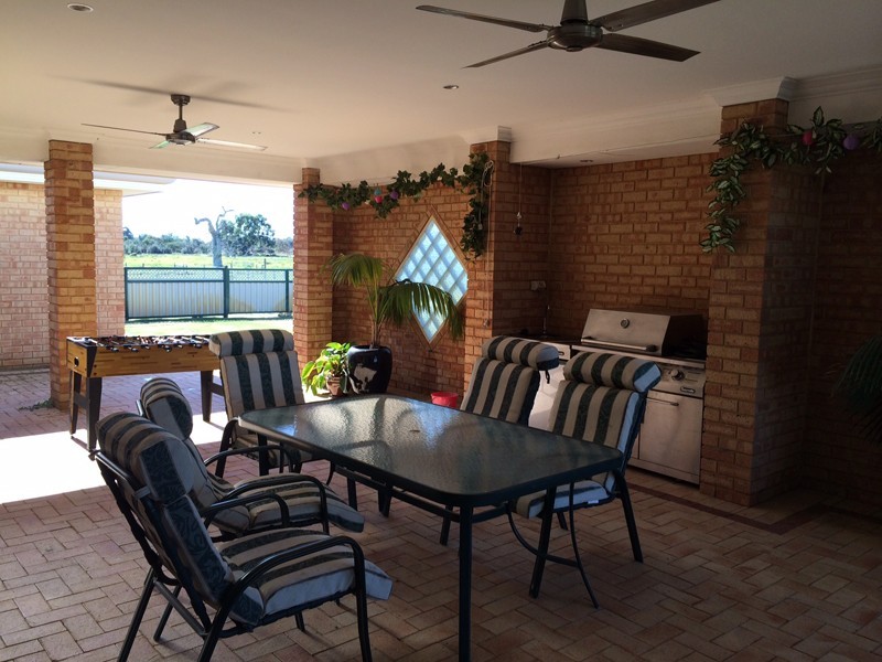 70 Honeymyrtle Loop, Forrestdale WA 6112