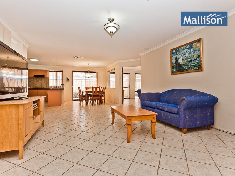 23 Frampton Crescent, Canning Vale WA 6155
