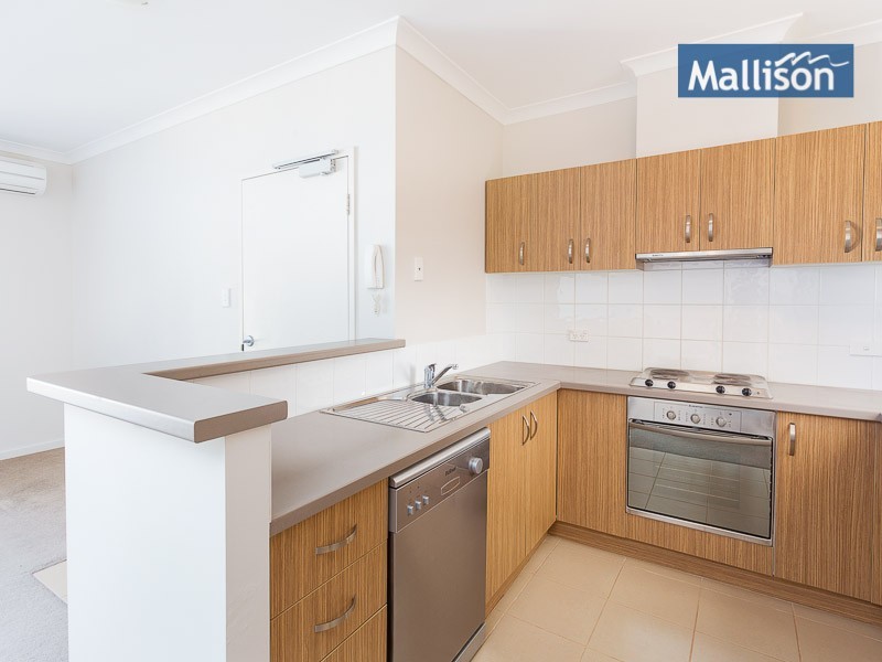 6/5 Ibera Way, Success WA 6164