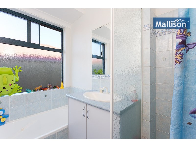 26 Wildfinch Street, Beeliar WA 6164