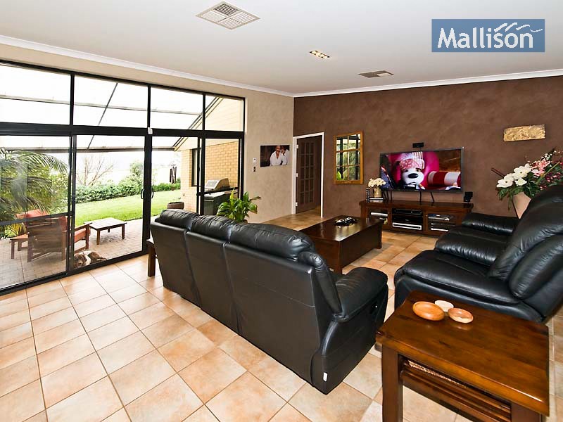 24 Battrass Loop, Baldivis WA 6171