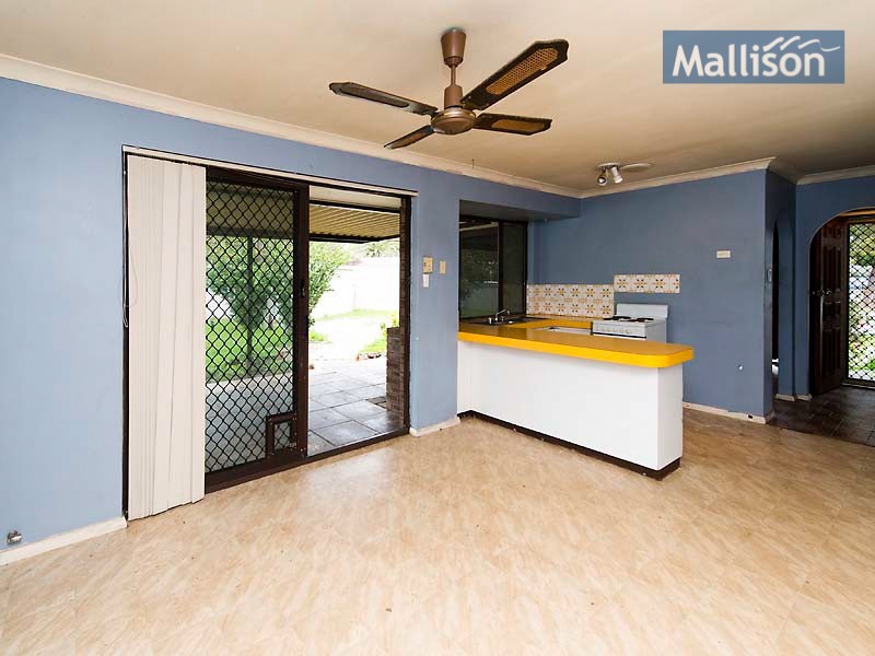 21 Teak Way, Maddington WA 6109