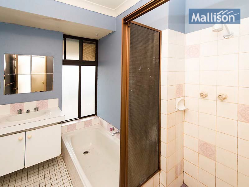 21 Teak Way, Maddington WA 6109