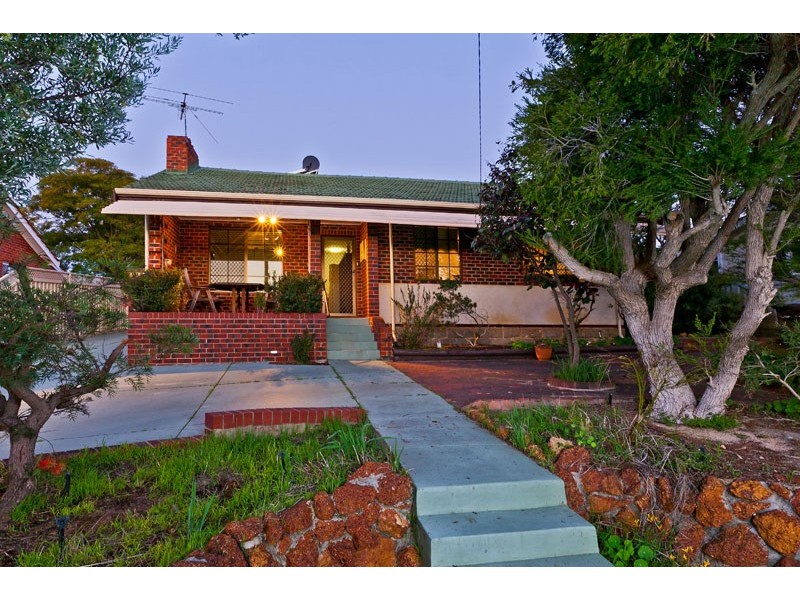 34 Alvah Street, St James WA 6102