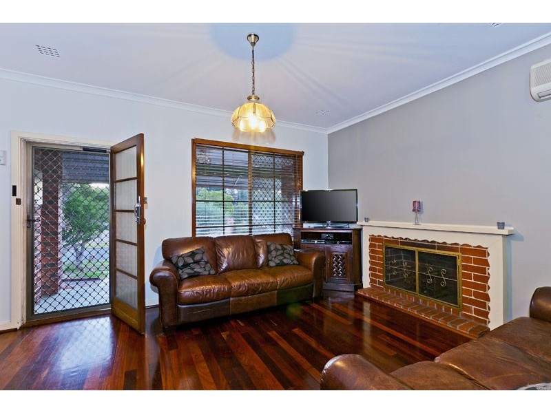 34 Alvah Street, St James WA 6102