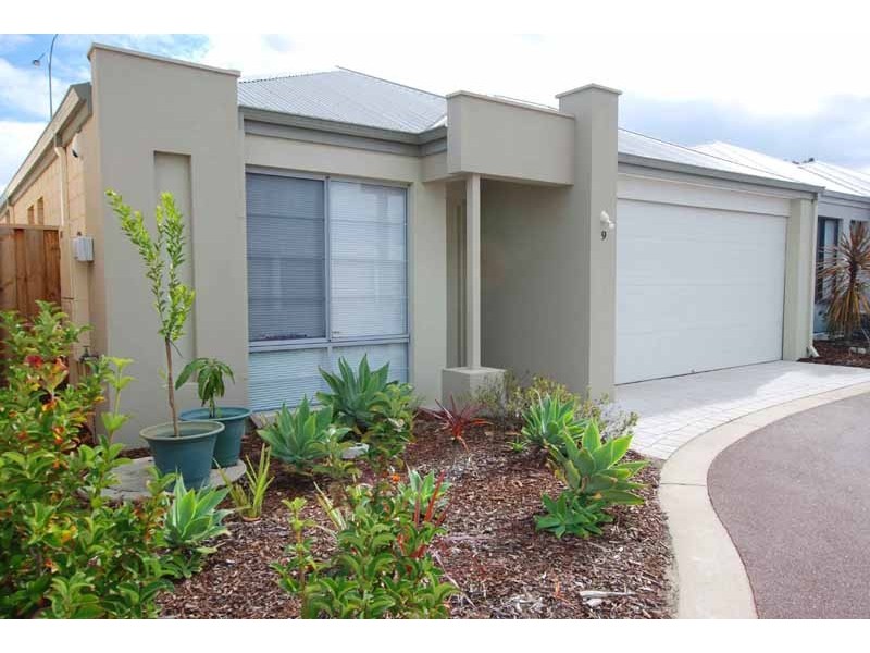 9/2 Malting Court, Canning Vale WA 6155