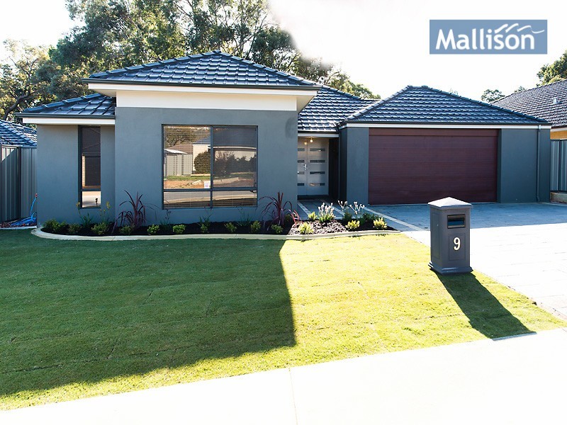 9 Briza Lane, Forrestfield WA 6058