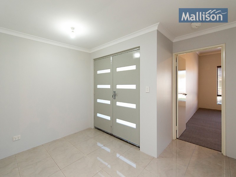 9 Briza Lane, Forrestfield WA 6058