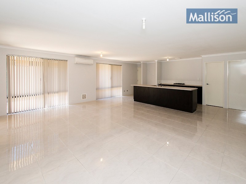 9 Briza Lane, Forrestfield WA 6058