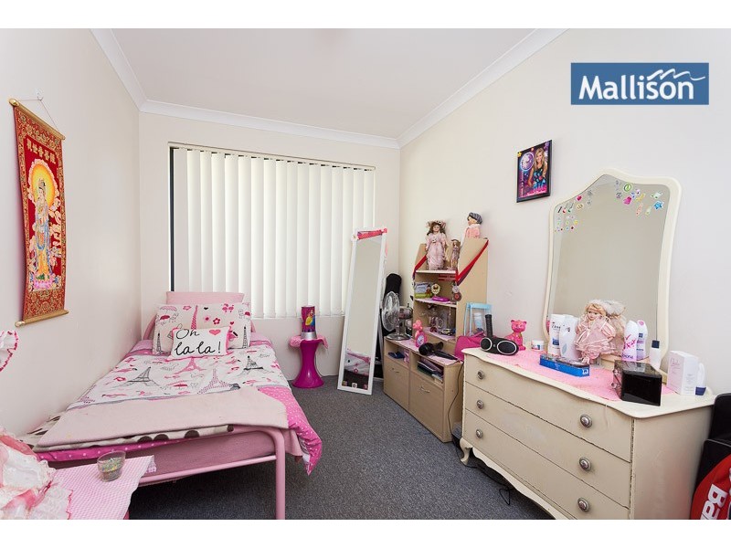 5 Gorman Place, Calista WA 6167