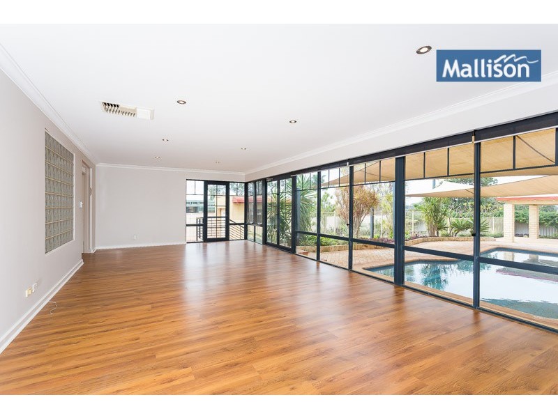 36 Joiner Street, Melville WA 6156