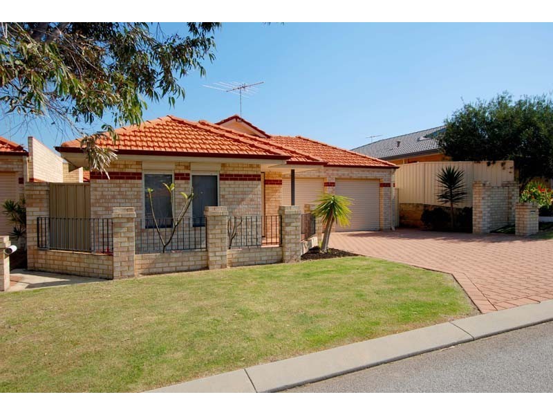 6 Wrasse Way, Yangebup WA 6164