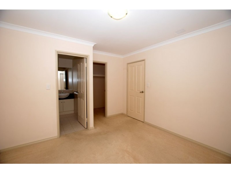 6 Wrasse Way, Yangebup WA 6164