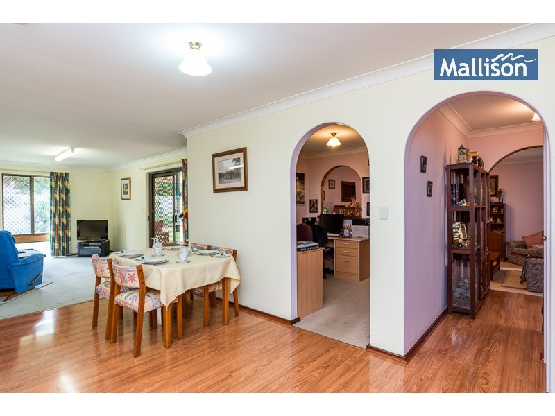 24 Nicholls Crescent, Bull Creek WA 6149