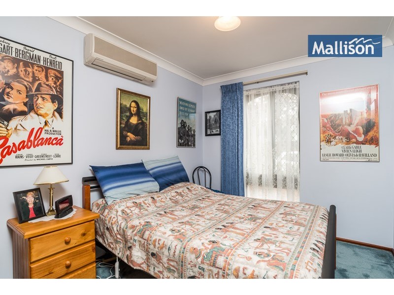 24 Nicholls Crescent, Bull Creek WA 6149