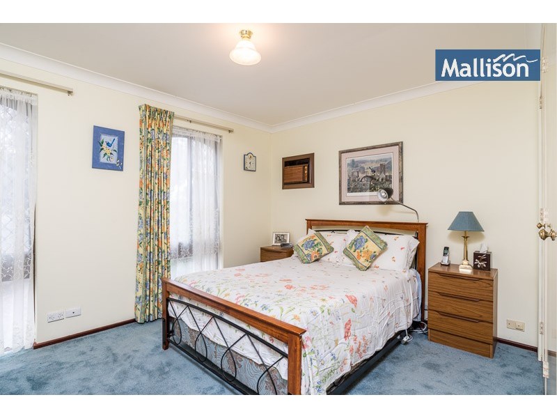 24 Nicholls Crescent, Bull Creek WA 6149