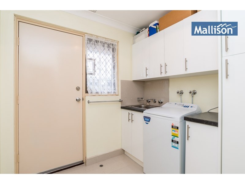 24 Nicholls Crescent, Bull Creek WA 6149