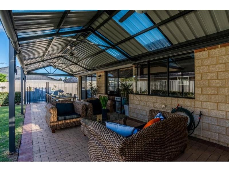 5 Weddell Close, Canning Vale WA 6155