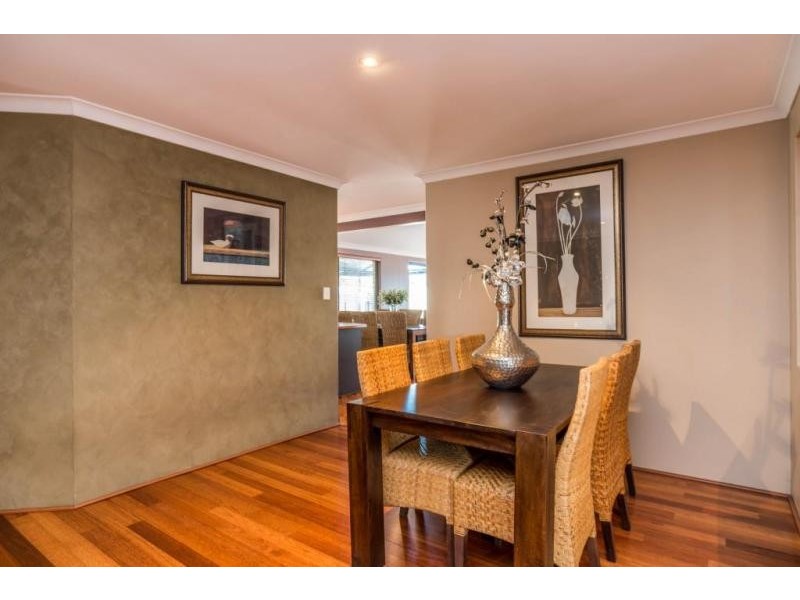 5 Weddell Close, Canning Vale WA 6155