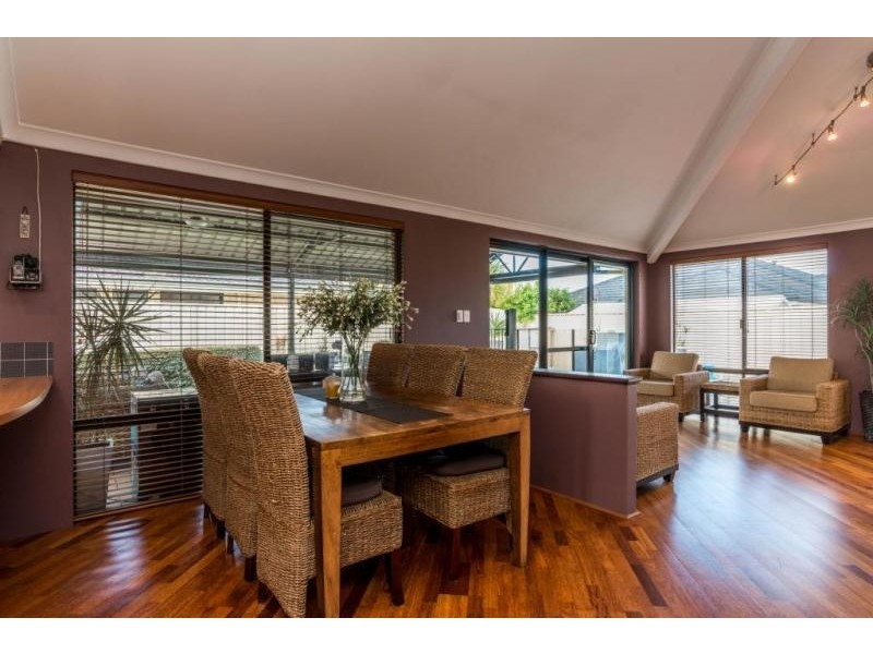 5 Weddell Close, Canning Vale WA 6155