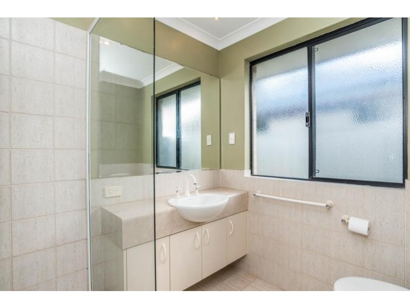 5 Weddell Close, Canning Vale WA 6155