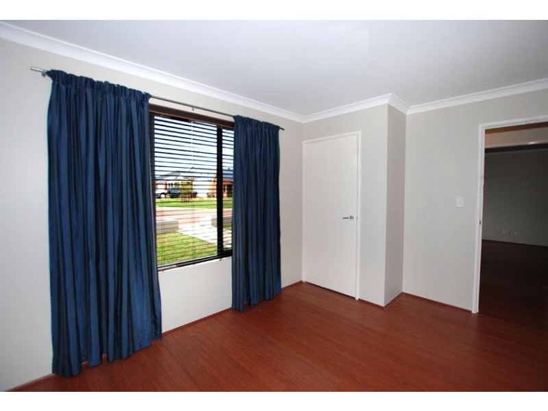 6 Elmore Way, High Wycombe WA 6057