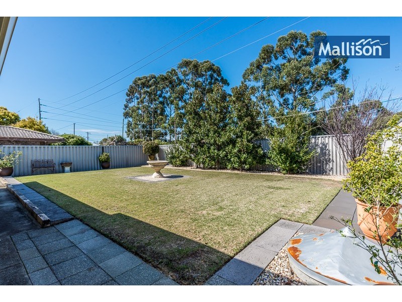 48 Colonial Drive, Bibra Lake WA 6163