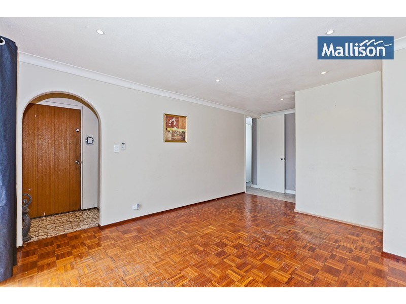 54 Jacqueline Drive, Thornlie WA 6108