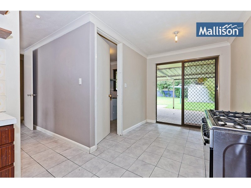 54 Jacqueline Drive, Thornlie WA 6108