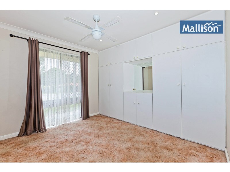 54 Jacqueline Drive, Thornlie WA 6108