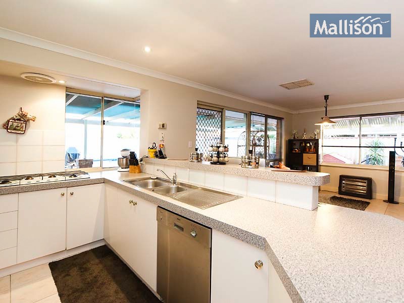 6 The Cove, Canning Vale WA 6155