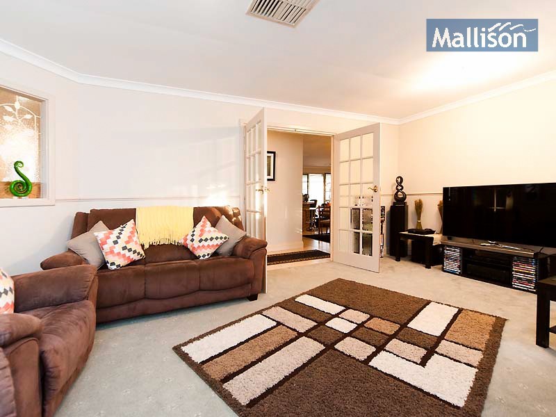 6 The Cove, Canning Vale WA 6155