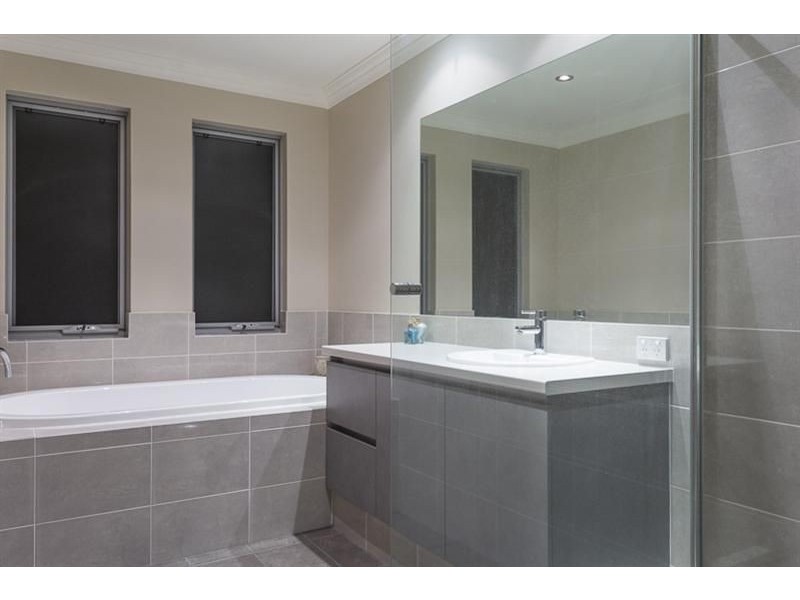 5 Islandview Rise, Yangebup WA 6164