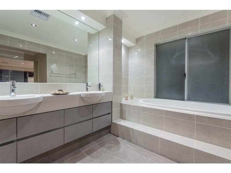 5 Islandview Rise, Yangebup WA 6164