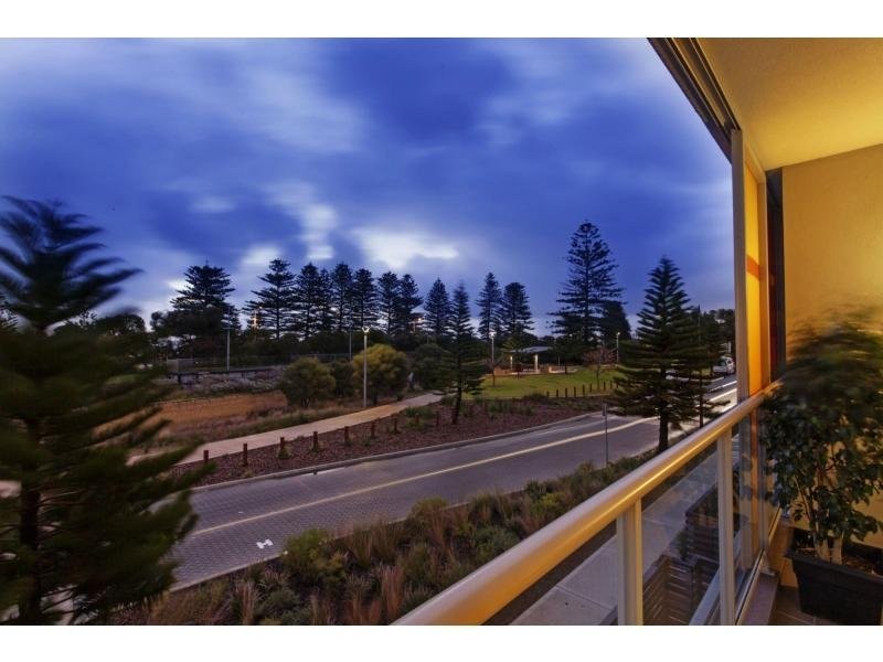 15/40 South Beach Promenade, South Fremantle WA 6162