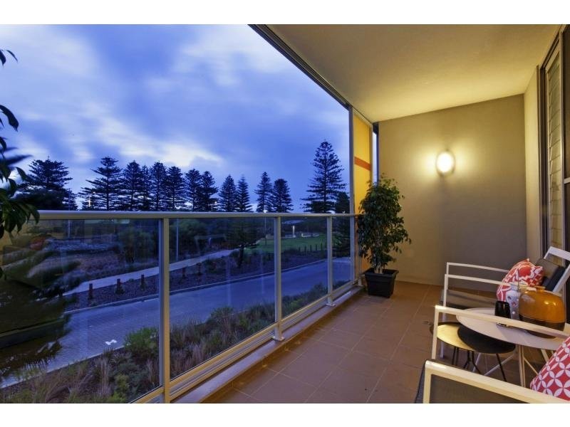 15/40 South Beach Promenade, South Fremantle WA 6162