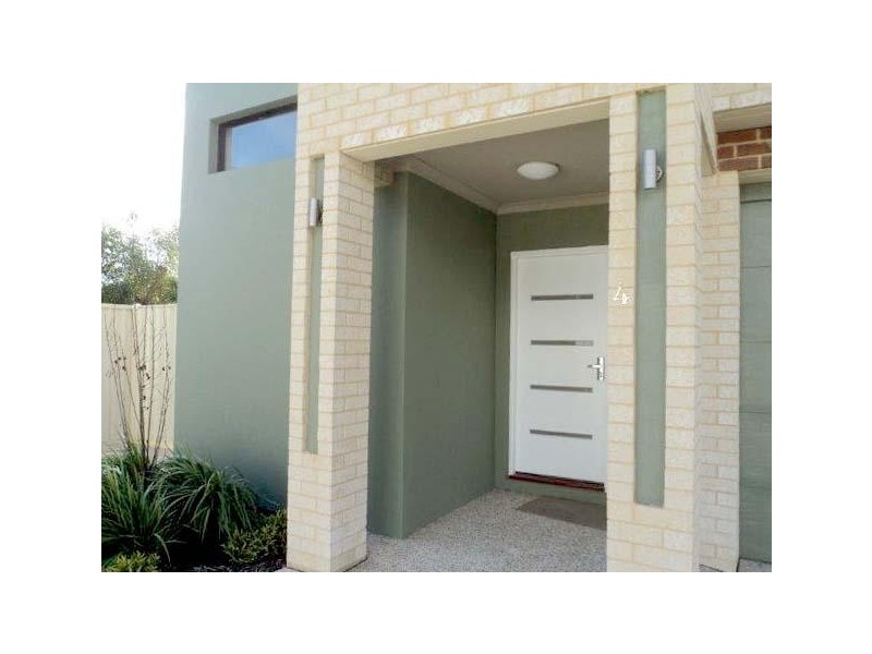 4/92 Parkin Street, Rockingham WA 6168