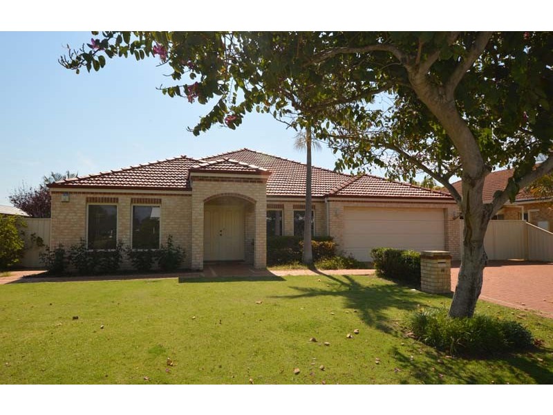 16 Lexington Avenue, Canning Vale WA 6155