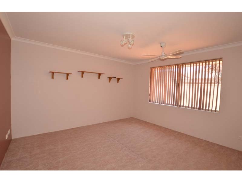 16 Lexington Avenue, Canning Vale WA 6155